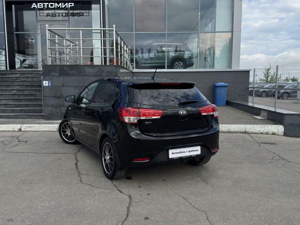 Kia Rio III Рестайлинг с пробегом 2016 года, цена 1 030 000 рублей, 168915 км, хэтчбек, Автокод Объявления