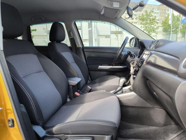 Suzuki Vitara II Рестайлинг с пробегом 2019 года, цена 1 990 000 рублей, 98200 км, внедорожник, Автокод Объявления