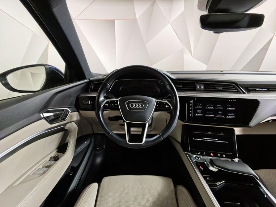 Audi e-tron I Москва  - изображение 19