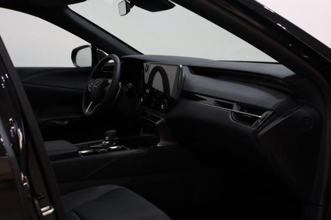 Lexus RX V с пробегом 2026 года, цена 8 600 000 рублей, 22 км, внедорожник, Автокод Объявления