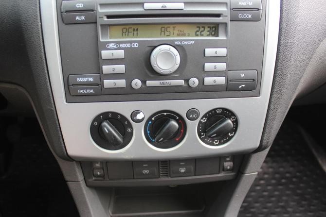 Ford Focus II с пробегом 2006 года, цена 357 000 рублей, 290320 км, седан, Автокод Объявления