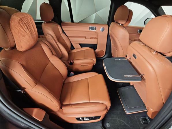 Li Auto (Lixiang) L9 I Рестайлинг с пробегом 2024 года, цена 7 495 000 рублей, 21197 км, внедорожник, Автокод Объявления