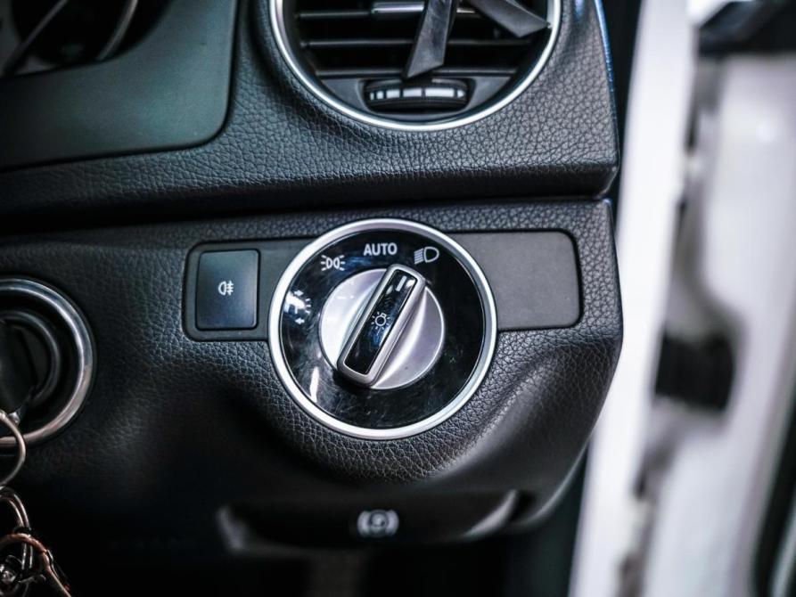 Mercedes-Benz C-Класс III (W204) Рестайлинг Красноярск  - изображение 17