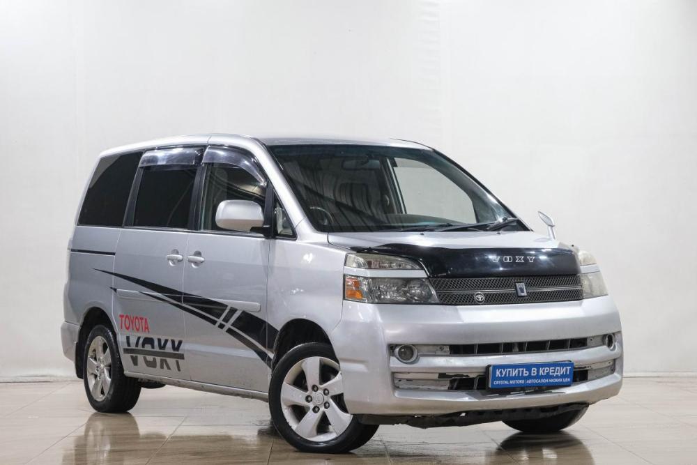 Toyota Voxy I (R60) Новокузнецк  - изображение 1
