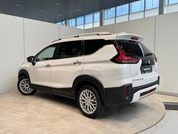 Mitsubishi Xpander I Рестайлинг с пробегом 2023 года, цена 2 550 000 рублей, 30058 км, внедорожник, Автокод Объявления