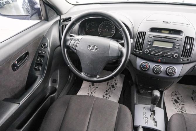 Hyundai Elantra IV (HD) с пробегом 2009 года, цена 849 000 рублей, 200000 км, седан, Автокод Объявления