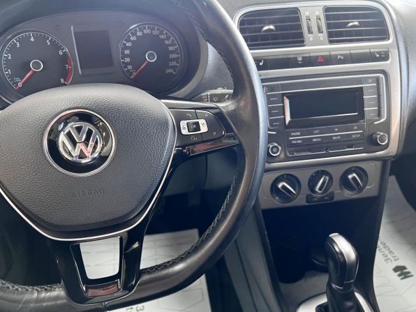 Volkswagen Polo V Рестайлинг с пробегом 2019 года, цена 1 330 000 рублей, 82423 км, седан, Автокод Объявления