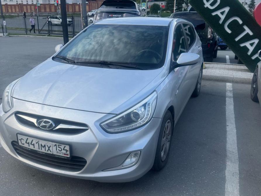 Hyundai Solaris I Новосибирск  - изображение 1