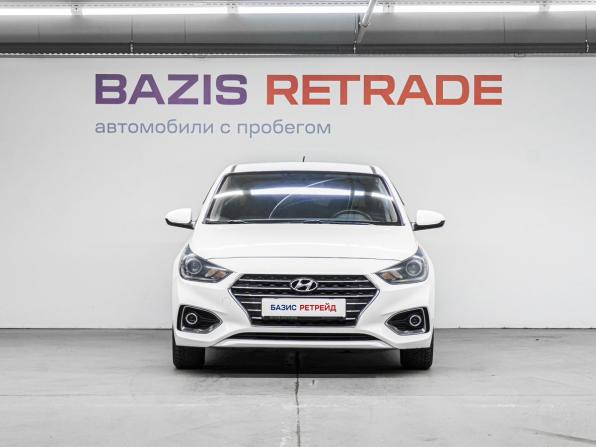 Hyundai Solaris II с пробегом 2018 года, цена 1 220 000 рублей, 195234 км, седан, Автокод Объявления