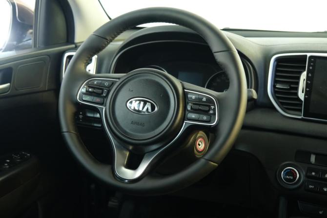 Kia Sportage IV с пробегом 2017 года, цена 1 889 000 рублей, 92000 км, внедорожник, Автокод Объявления
