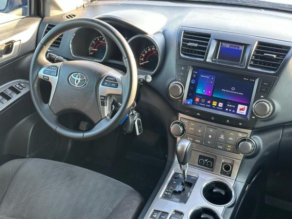 Toyota Highlander II (XU40) Рестайлинг с пробегом 2013 года, цена 1 790 000 рублей, 233767 км, внедорожник, Автокод Объявления