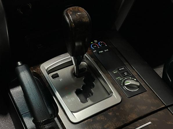 Toyota Land Cruiser 200 Series Рестайлинг 1 с пробегом 2013 года, цена 2 747 000 рублей, 314357 км, внедорожник, Автокод Объявления