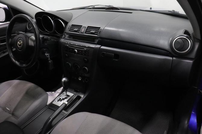 Mazda 3 I (BK) Рестайлинг с пробегом 2006 года, цена 440 000 рублей, 241542 км, седан, Автокод Объявления