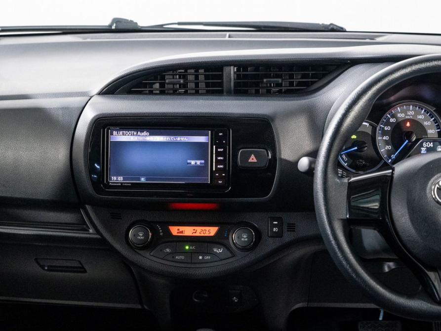 Toyota Vitz III (XP130) Рестайлинг 2 Иркутск  - изображение 12