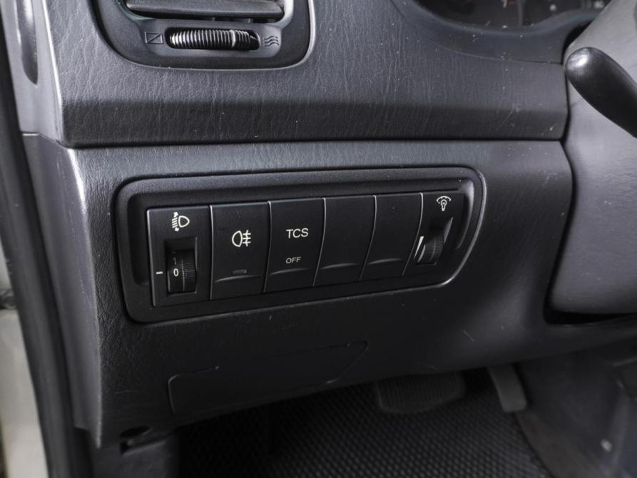 Hyundai Sonata IV (EF) Рестайлинг Ростов-на-Дону  - изображение 17