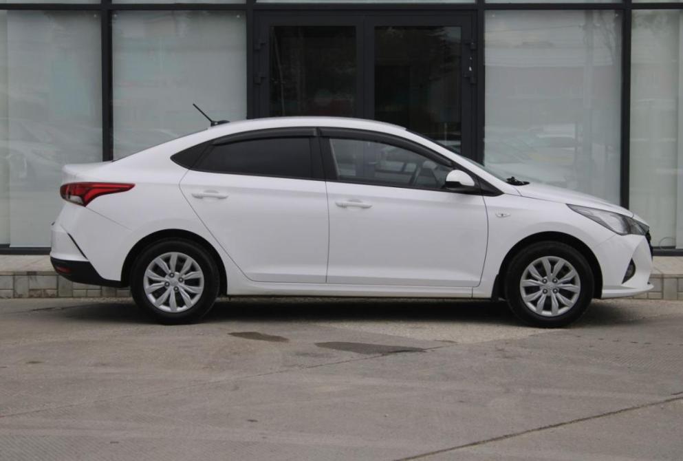 Hyundai Solaris II Рестайлинг Саратов  - изображение 5