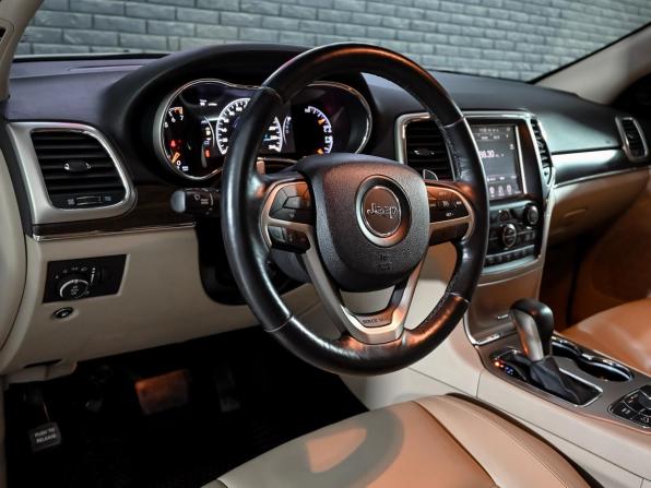 Jeep Grand Cherokee IV (WK2) Рестайлинг с пробегом 2016 года, цена 3 250 000 рублей, 140936 км, внедорожник, Автокод Объявления