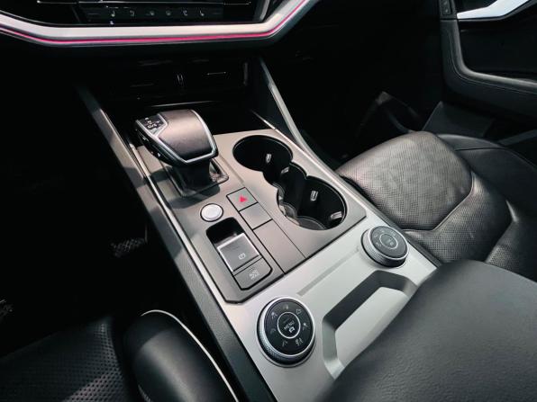 Volkswagen Touareg III с пробегом 2019 года, цена 5 150 000 рублей, 135823 км, внедорожник, Автокод Объявления