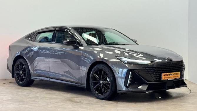 Changan UNI-V I с пробегом 2023 года, цена 1 990 000 рублей, 46618 км, лифтбек, Автокод Объявления