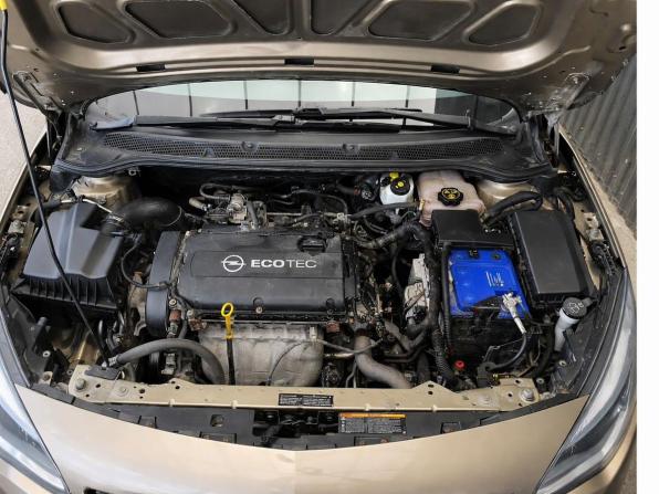 Opel Astra J Рестайлинг с пробегом 2012 года, цена 897 000 рублей, 107928 км, хэтчбек, Автокод Объявления
