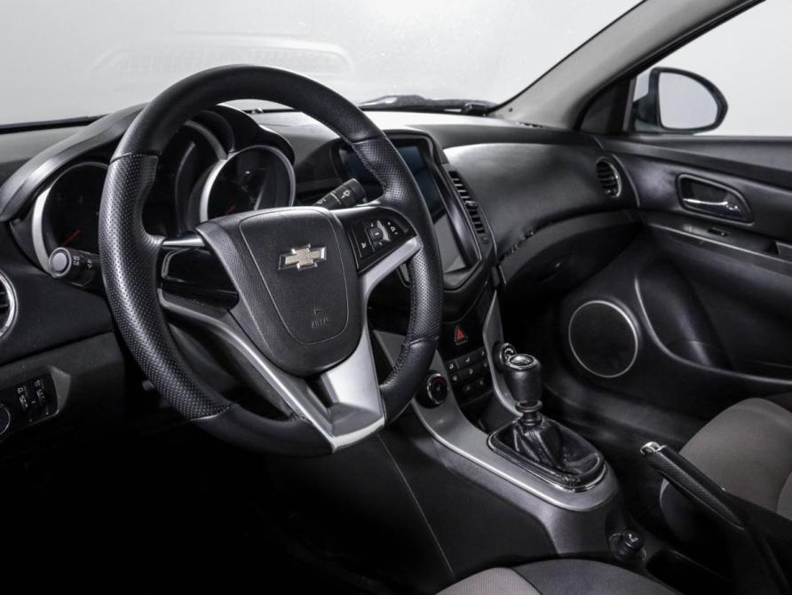 Chevrolet Cruze I Москва  - изображение 12