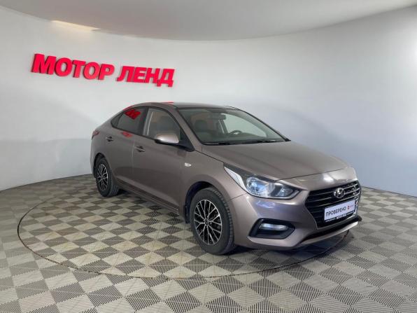 Hyundai Solaris II с пробегом 2018 года, цена 1 270 000 рублей, 156400 км, седан, Автокод Объявления