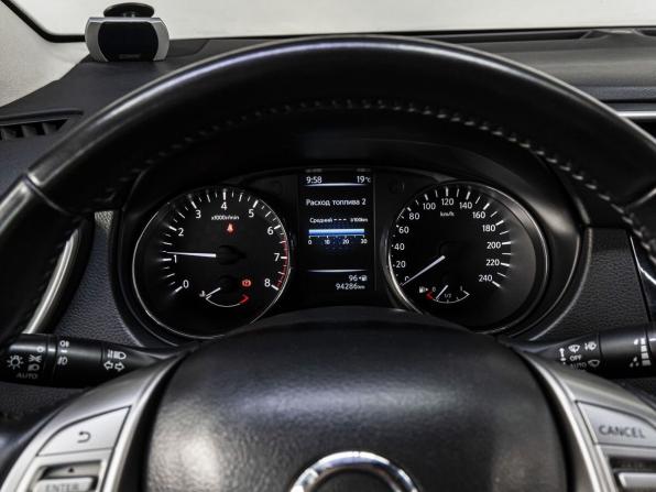 Nissan Qashqai II с пробегом 2017 года, цена 1 600 000 рублей, 94286 км, внедорожник, Автокод Объявления