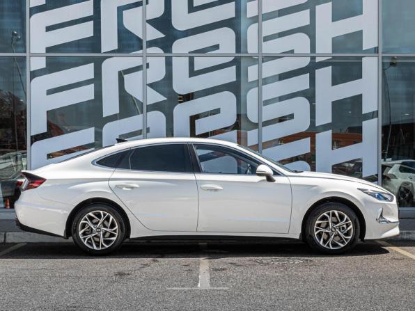 Hyundai Sonata VIII (DN8) с пробегом 2021 года, цена 2 145 000 рублей, 56567 км, седан, Автокод Объявления