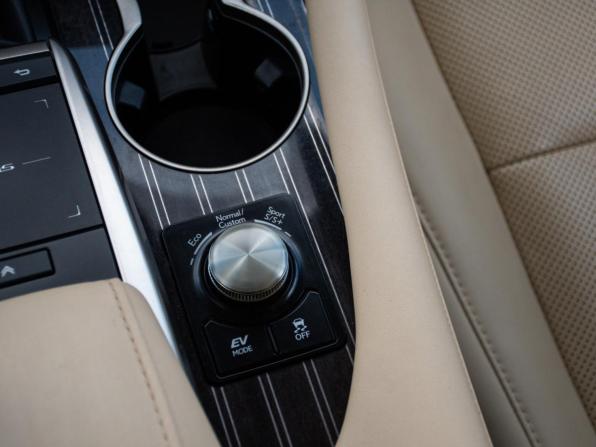 Lexus RX IV Рестайлинг с пробегом 2021 года, цена 6 500 000 рублей, 71954 км, внедорожник, Автокод Объявления