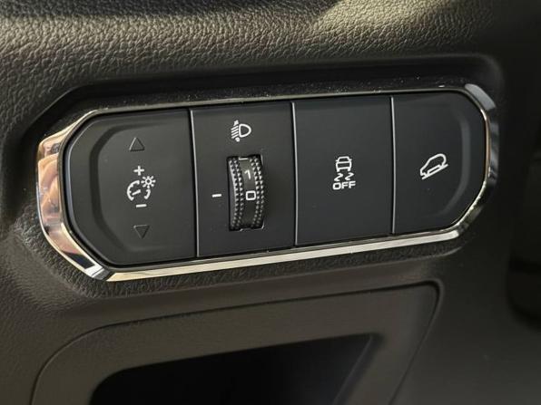 Haval Jolion I с пробегом 2022 года, цена 2 030 000 рублей, 24500 км, внедорожник, Автокод Объявления