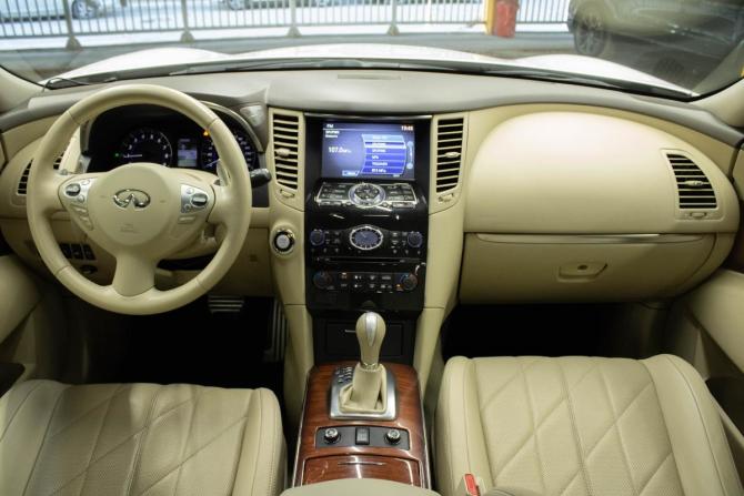Infiniti QX70 с пробегом 2014 года, цена 2 299 000 рублей, 163220 км, внедорожник, Автокод Объявления