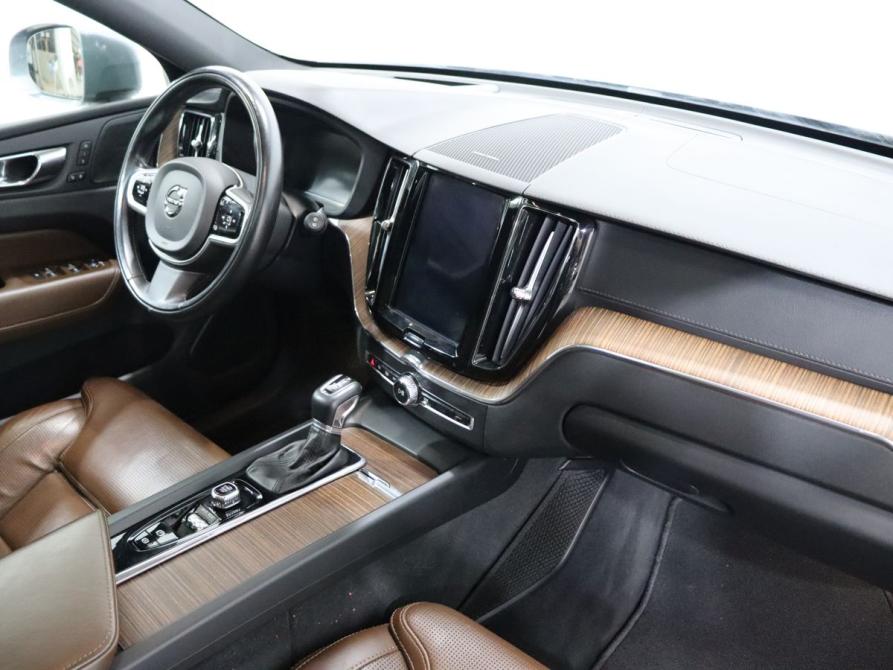 Volvo XC60 II Москва  - изображение 10