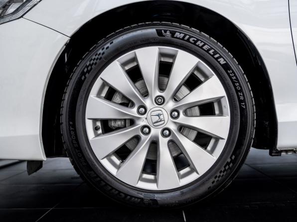 Honda Accord IX с пробегом 2013 года, цена 2 080 000 рублей, 77626 км, седан, Автокод Объявления