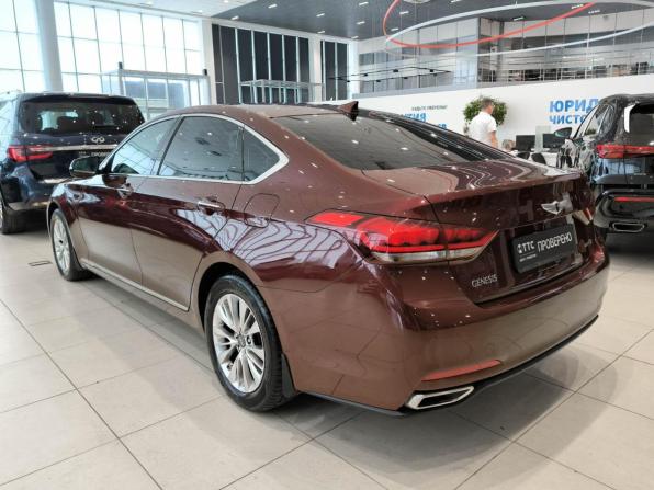 Hyundai Genesis II с пробегом 2016 года, цена 1 950 000 рублей, 163178 км, седан, Автокод Объявления