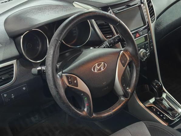 Hyundai i30 II с пробегом 2012 года, цена 960 000 рублей, 243500 км, хэтчбек, Автокод Объявления