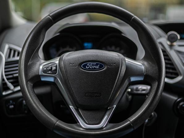 Ford EcoSport II с пробегом 2017 года, цена 970 000 рублей, 154847 км, внедорожник, Автокод Объявления