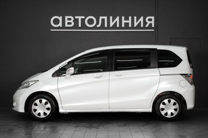 Honda Freed I Рестайлинг с пробегом 2012 года, цена 949 000 рублей, 150000 км, компактвэн, Автокод Объявления