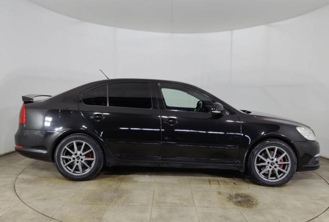 Skoda Octavia RS II Рестайлинг с пробегом 2011 года, цена 1 300 000 рублей, 183200 км, лифтбек, Автокод Объявления