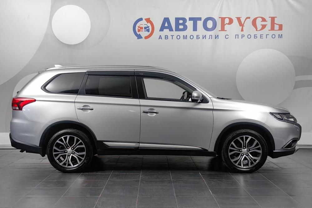 Mitsubishi Outlander III Рестайлинг 2 Москва  - изображение 5