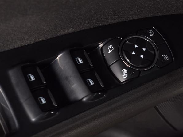 Ford Mondeo V с пробегом 2016 года, цена 1 324 995 рублей, 308141 км, седан, Автокод Объявления