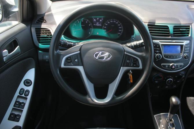 Hyundai Solaris I с пробегом 2014 года, цена 760 000 рублей, 174639 км, хэтчбек, Автокод Объявления