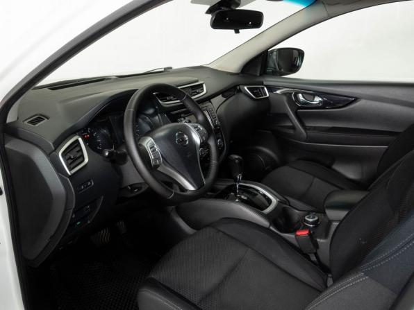 Nissan Qashqai II с пробегом 2017 года, цена 1 724 000 рублей, 139781 км, внедорожник, Автокод Объявления