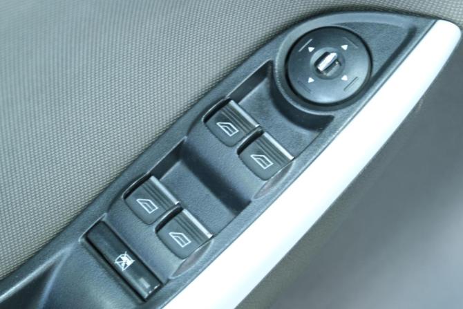 Ford Focus III с пробегом 2012 года, цена 749 000 рублей, 240000 км, хэтчбек, Автокод Объявления