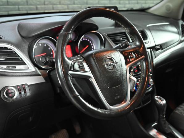 Opel Mokka I с пробегом 2013 года, цена 1 300 000 рублей, 139519 км, внедорожник, Автокод Объявления