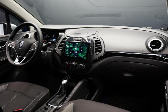 Renault Kaptur I Рестайлинг с пробегом 2022 года, цена 1 833 000 рублей, 61000 км, внедорожник, Автокод Объявления