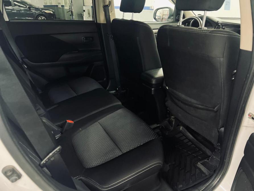 Mitsubishi Outlander III Рестайлинг 2 Санкт-Петербург  - изображение 12
