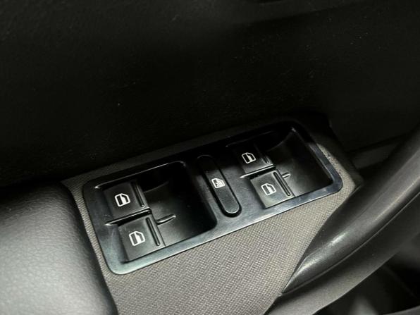 Volkswagen Polo V с пробегом 2012 года, цена 685 000 рублей, 176232 км, седан, Автокод Объявления