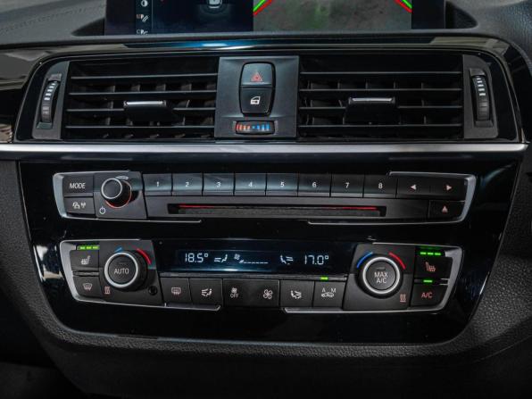 BMW 1 серии II (F20/F21) Рестайлинг 2 с пробегом 2018 года, цена 1 930 000 рублей, 65126 км, хэтчбек, Автокод Объявления