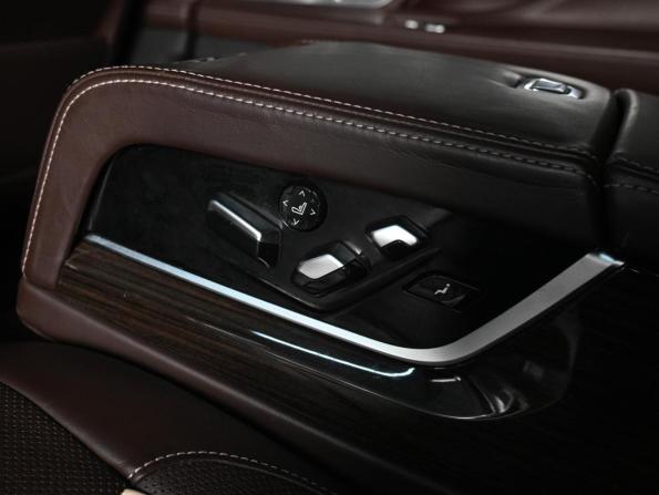BMW 7 серии VI (G11/G12) с пробегом 2015 года, цена 3 350 000 рублей, 206445 км, седан, Автокод Объявления