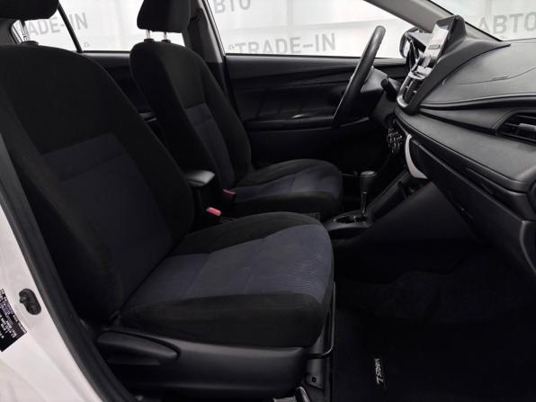 Toyota Yaris XP150 Рестайлинг с пробегом 2020 года, цена 1 600 000 рублей, 28000 км, седан, Автокод Объявления